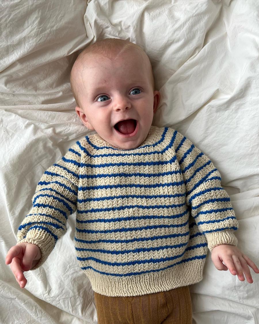 PetiteKnit Breipatroon Friday Sweater Baby - Engelstalig