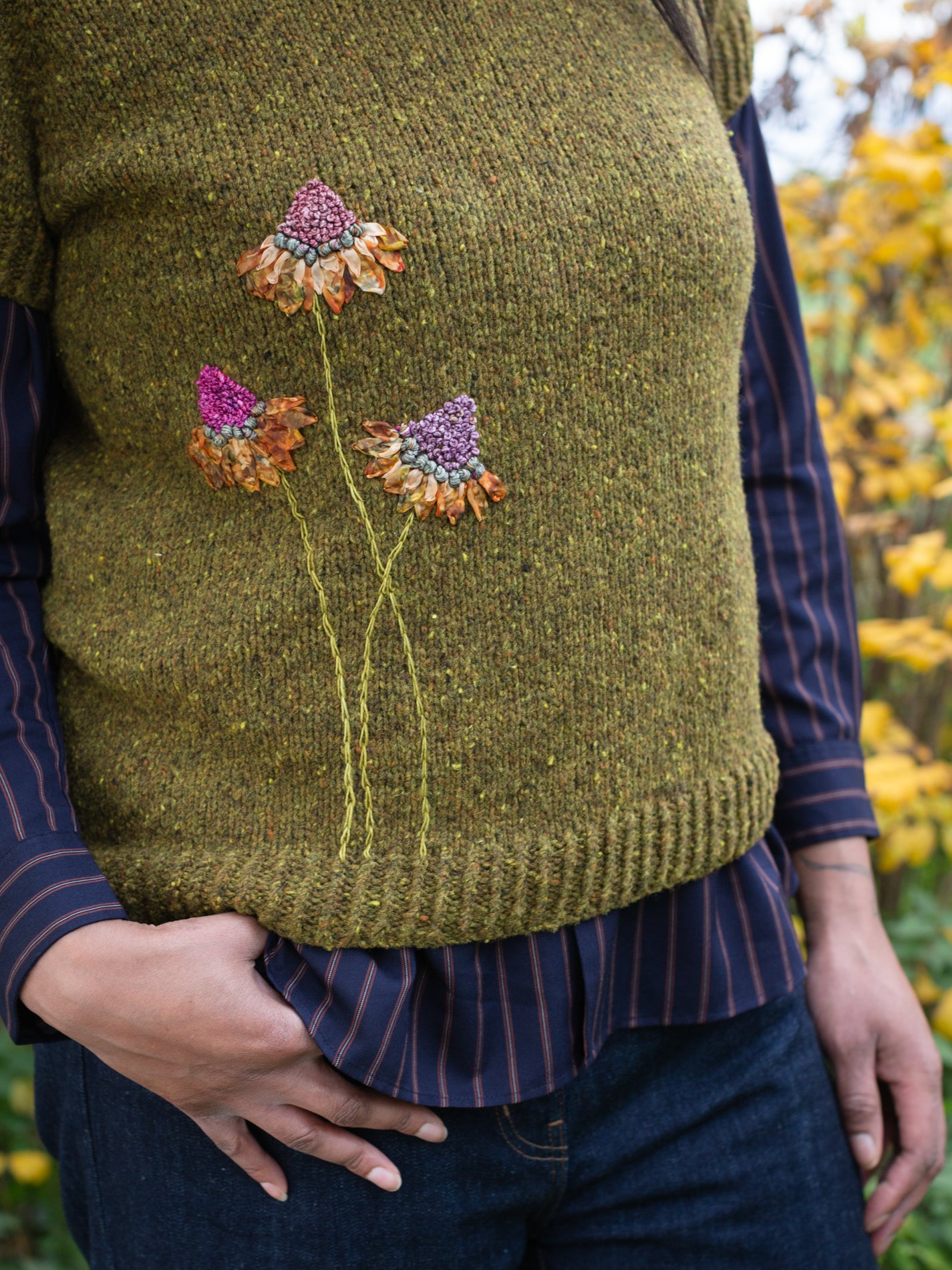 Embroidery on knits echinacea